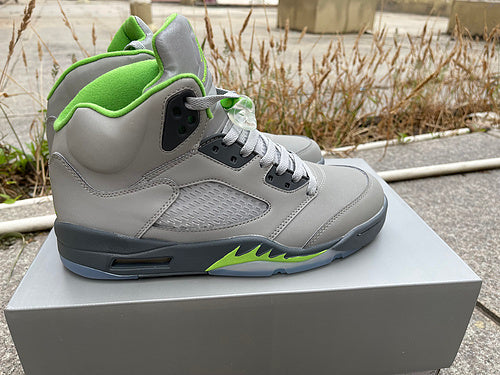 Nike Men's & Women's Designer Lifestyle Shoes — Style 248