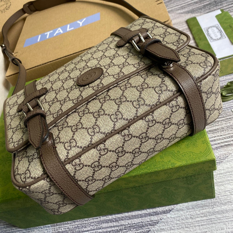 Handle and strap detail of chic elevated women's handbag – women's premium purse