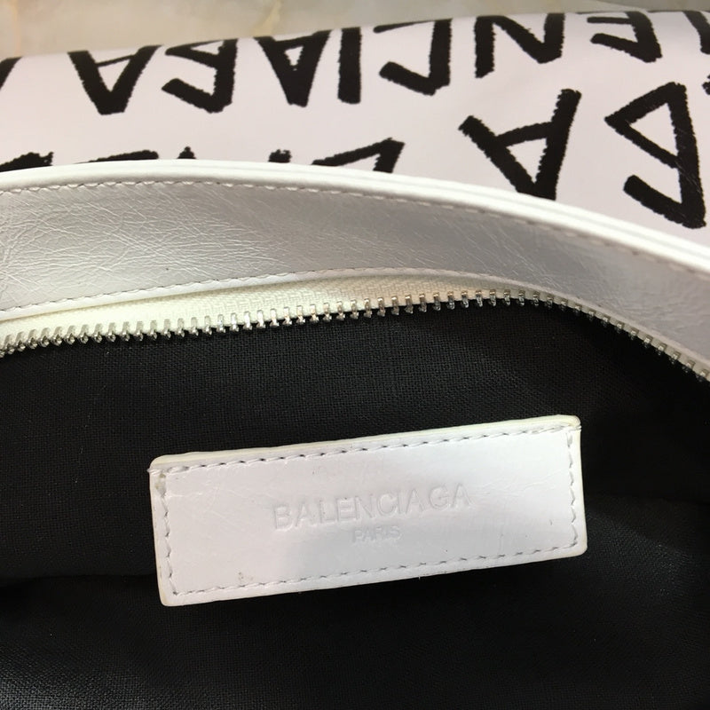 Bold Faux Leather Handbag - Smooth Faux-Leather Exterior | Women's Everyday Carry Handbag #1029 - close-up detail shot (image 3) of designer-inspired handbag