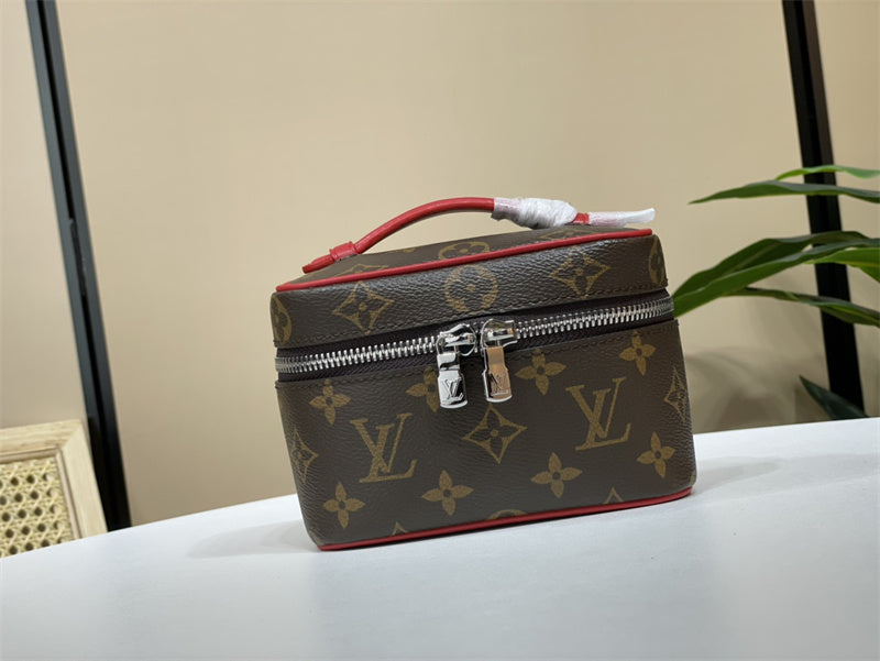  Everyday satchel carried on shoulder 34
