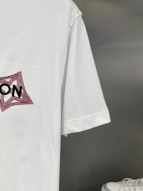Full styled look of Louis Vuitton cotton t-shirt with streetwear-inspired cut