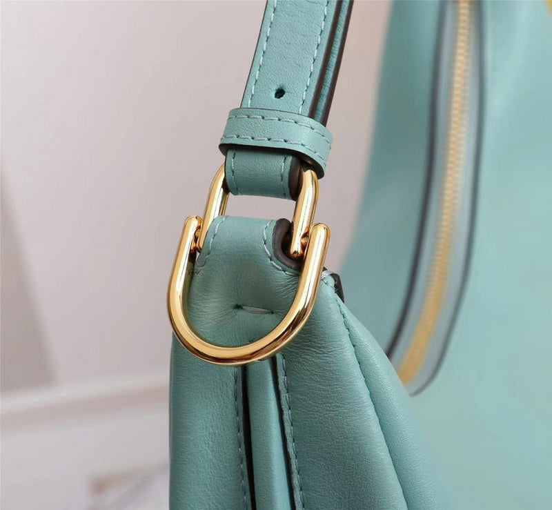 Ziva's Charm handbag – carry view (Standard Size)
