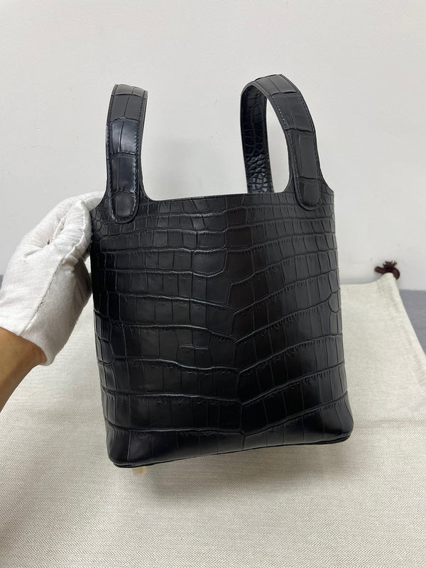 Side view of balanced structured handbag