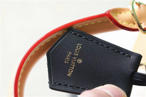  elegant top-handle bag detail view showing craftsmanship 8