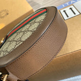 Handle and strap detail of refined structured women's handbag – women's designer-style accessory