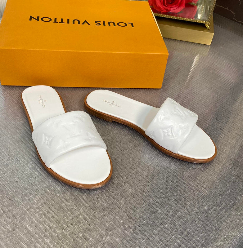 Louis Vuitton shoes Style 275 - back heel detail