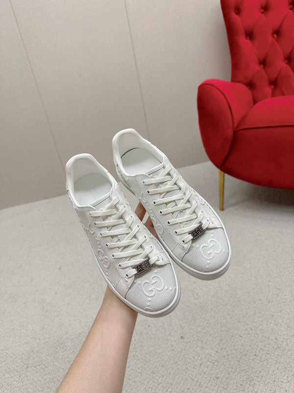 Gucci neutral cream luxury sneakers view 8 minimalist modern build