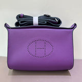  tote bag interior and compartment view