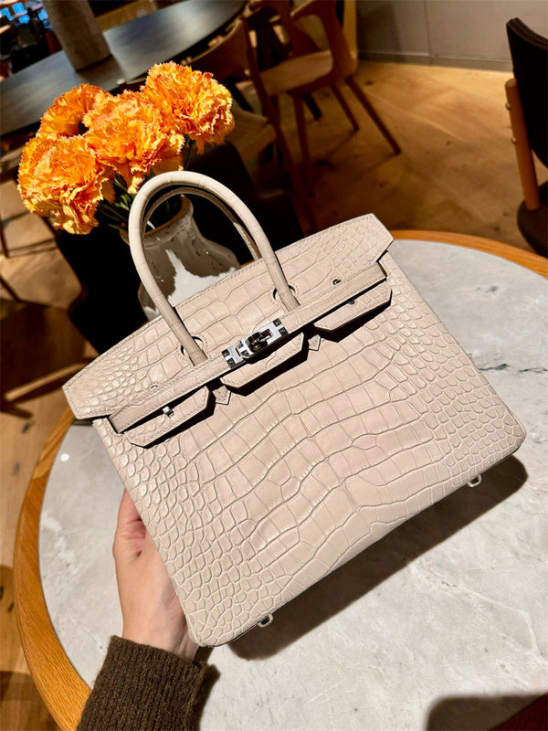 Sculpted handbag styled for everyday wear