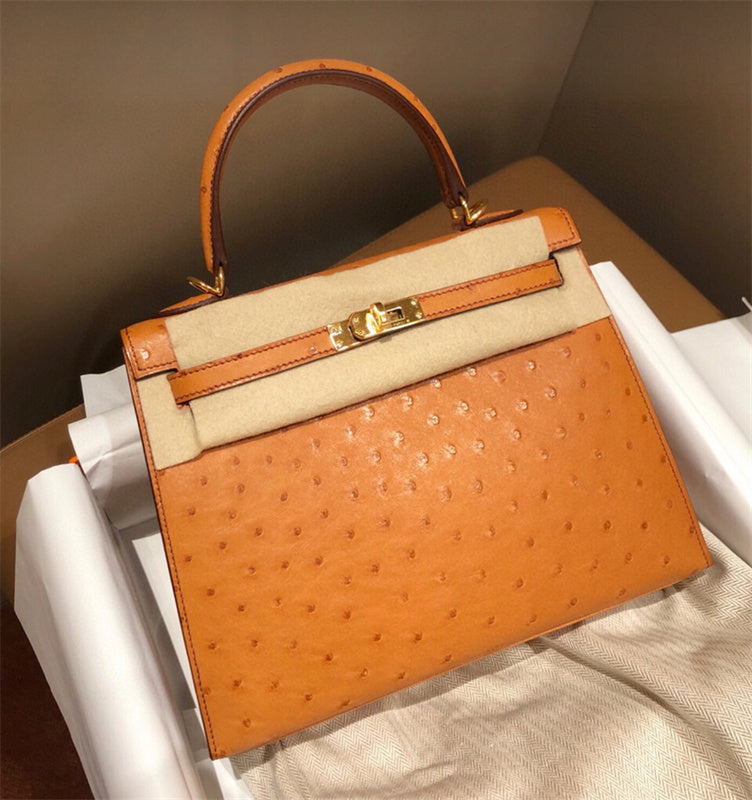  Clean-Lined carryall bag carried on shoulder