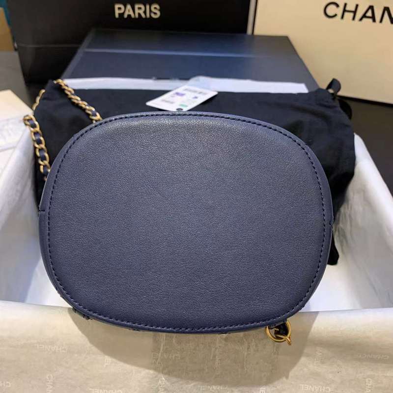 Zivas Charm Signature Style Designer Handbag (Refined Modern Silhouette) – Lifestyle Shot