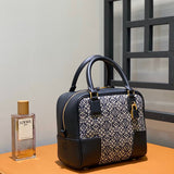 Ziva's Charm handbag – detail view (28cm*18cm*10cm)