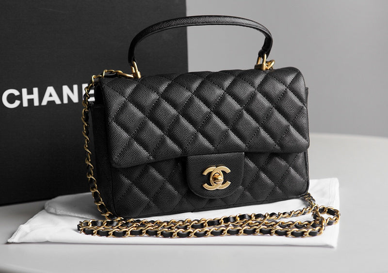  women's handbag, mid design, view 2