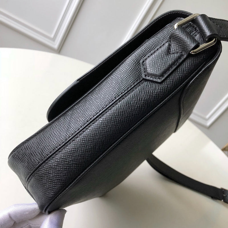 Close-up detail of elevated statement women's handbag – women's luxury accessory
