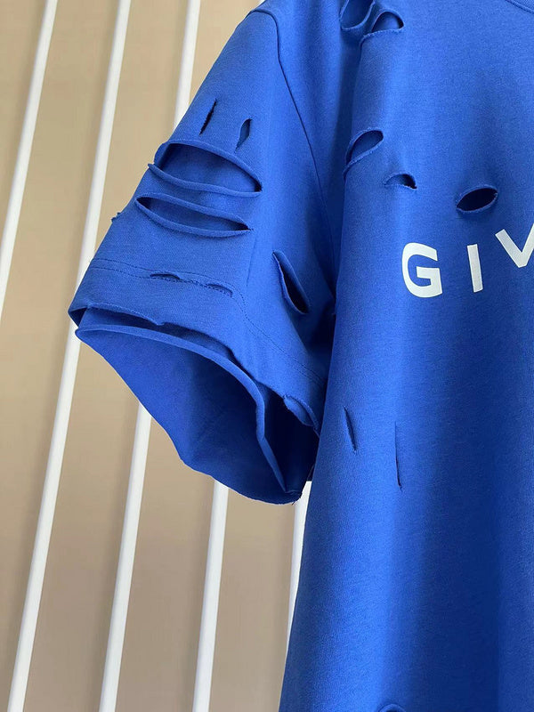 Texture and finish detail of Givenchy luxury piece style No.141