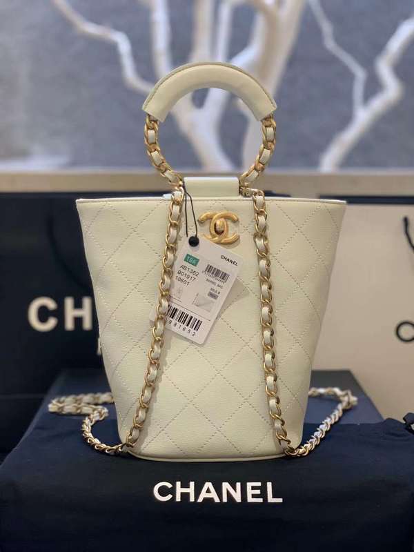 Zivas Charm Signature Style Designer Handbag (Refined Modern Silhouette) – Interior View