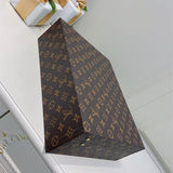  signature carryall bag styled with outfit 18