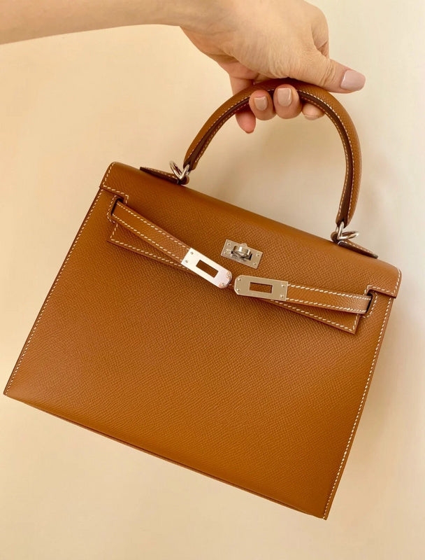 Interior view of structured premium bag
