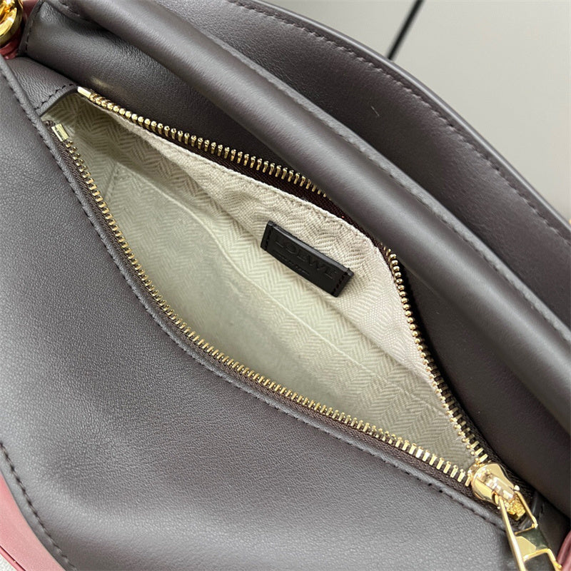 Ziva's Charm handbag – front view (24cm*10.5cm*16cm)
