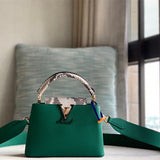  structured shopper bag detail view showing craftsmanship 20