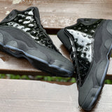 Nike Men's & Women's Designer Lifestyle Shoes — Style 236 detail view