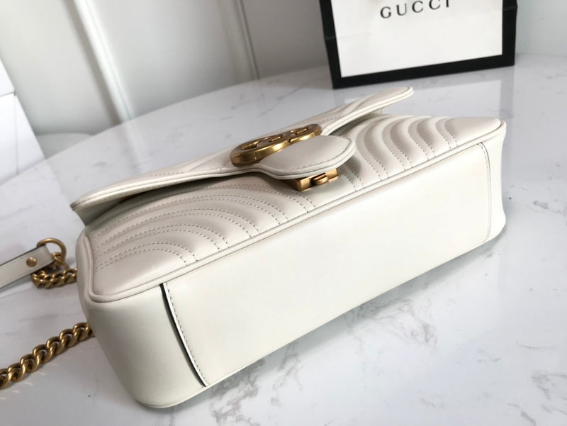 Styled lifestyle shot of signature modern women's handbag – women's everyday handbag