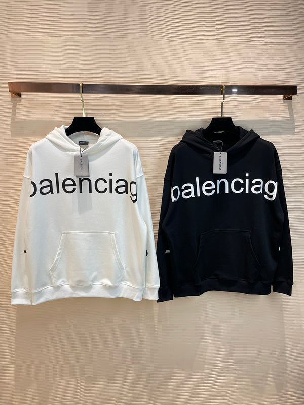 Three-quarter angle view of Balenciaga luxury piece style No.192