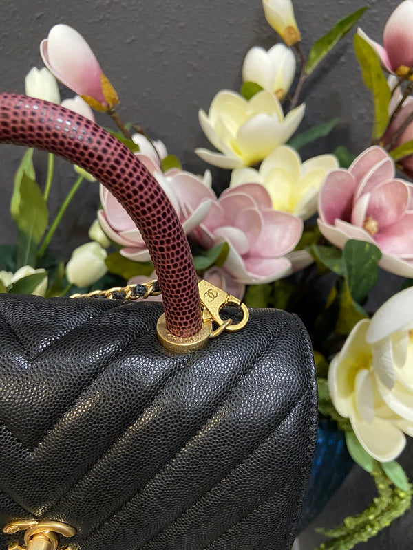  women's handbag, versatile design, view 10