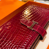 Sleek handbag styled for everyday wear