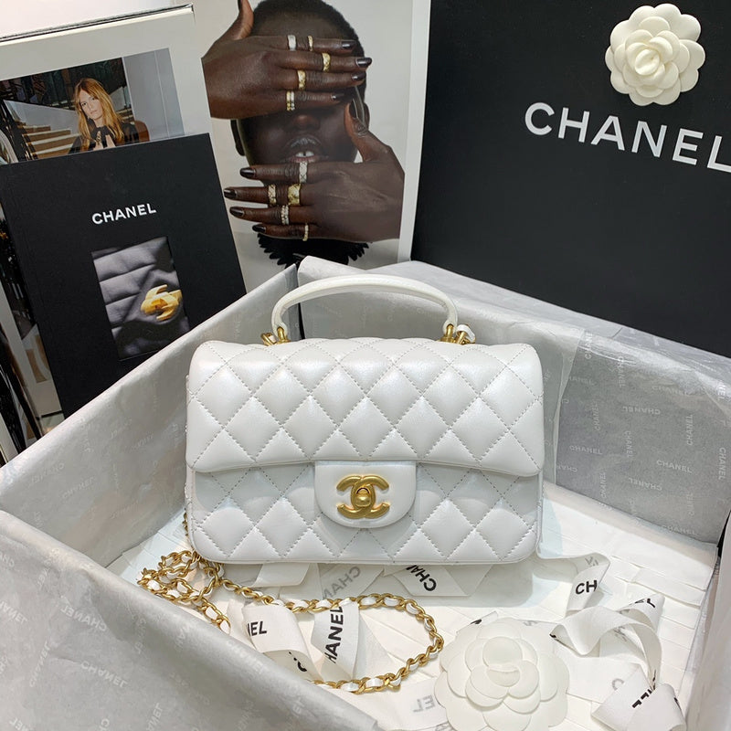  mid purse view 1