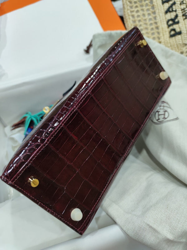 Close-up detail of graceful bag design