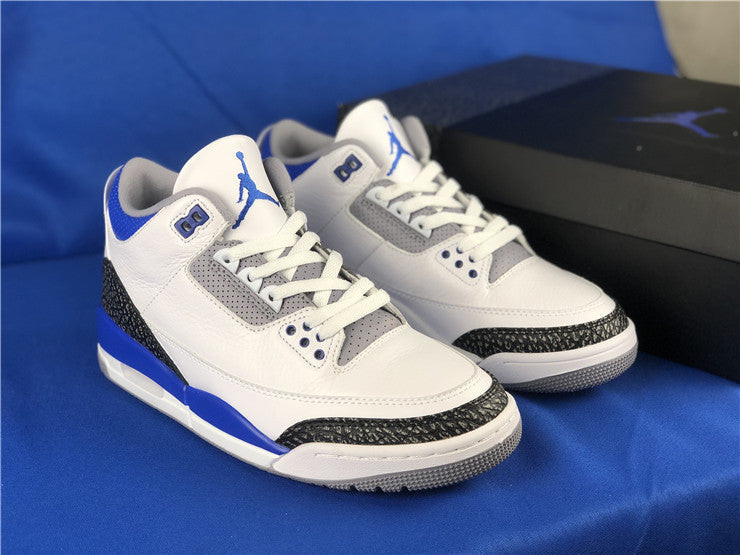 Nike Men's & Women's Luxury Lifestyle Trainers — Style 135 hardware detail