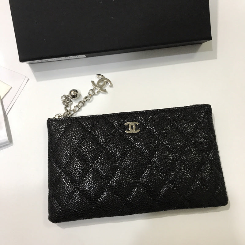 Zivas Charm Effortless Elegance Everyday Handbag (Elevated Accessory Essential) – Lifestyle Shot