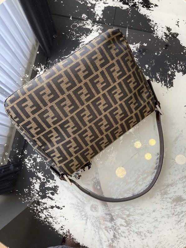 Ziva's Charm handbag – lifestyle view (Standard Size)