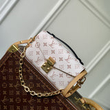  Understated crossbody bag front view