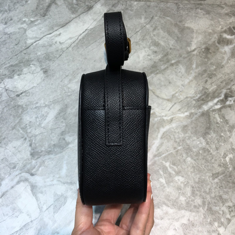 Chic Faux Leather Handbag - Premium Craftsmanship Detailing | Women's Designer-Inspired Purse #805 - back view (image 4) of designer-inspired handbag