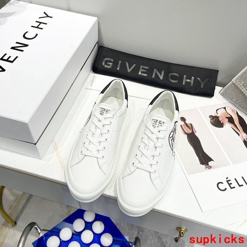 Givenchy shoes Style 044 - side profile detail