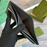 Close-up detail of classic sleek women's handbag – women's everyday handbag