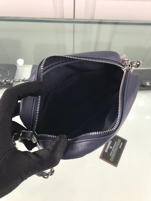 Zivas Charm Everyday Sophistication Fashion Handbag (Everyday Luxury Essential) – Close-Up Detail