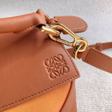 Ziva's Charm handbag – back view (24cm*15cm*12cm)