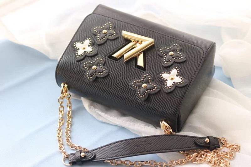 Back view of everyday-luxe refined women's handbag – women's designer-style accessory