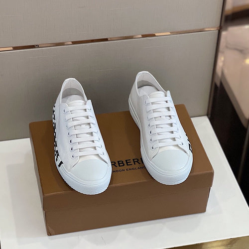 Burberry shoes Style 182 - texture and material detail
