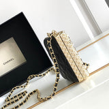 Ziva's Charm handbag – interior view (one versatile size)