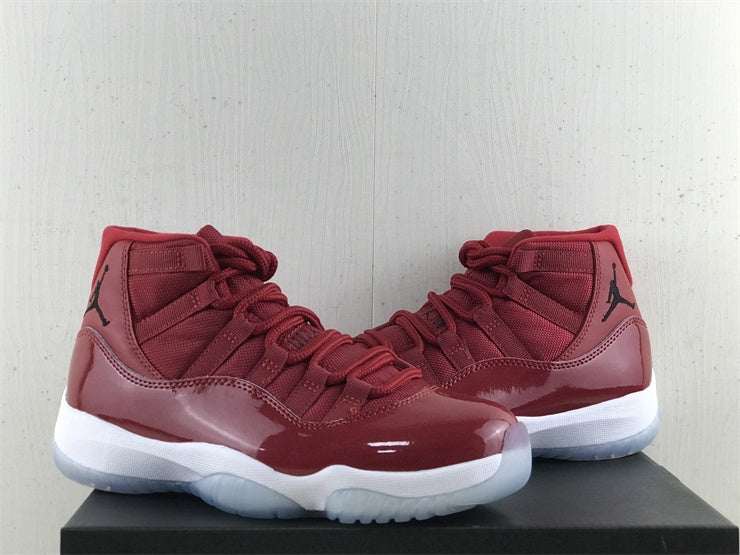 Nike bold contrast luxury sneakers view 8 signature lace-up style