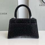Zivas Charm Versatile Design Statement Handbag (Everyday Luxury Essential) – Lifestyle Shot