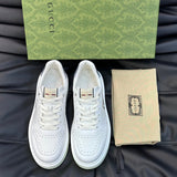 Side profile of Gucci soft grey sneakers chunky sole construction