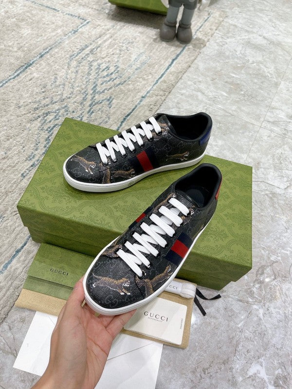 Gucci neutral cream luxury sneakers view 4 minimalist modern build
