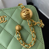  handbag, compact everyday style, image 3