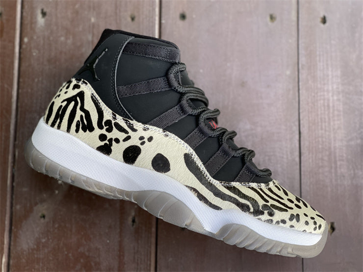 Nike Men's & Women's Luxury Fashion Trainers — Style 174 back view