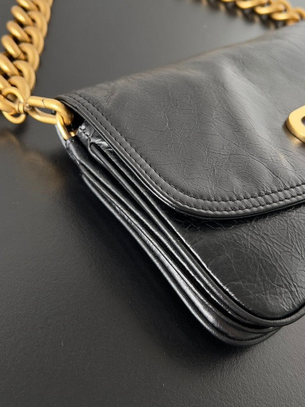 Zivas Charm Sleek Silhouette Statement Handbag (Versatile Style Statement) – Interior View